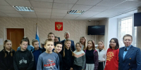 18 ноября 2025  года  Вожегодский районный суд  посетили  учащиеся 6"в" класса Вожегодской средней школы. - Вожегодский районный суд